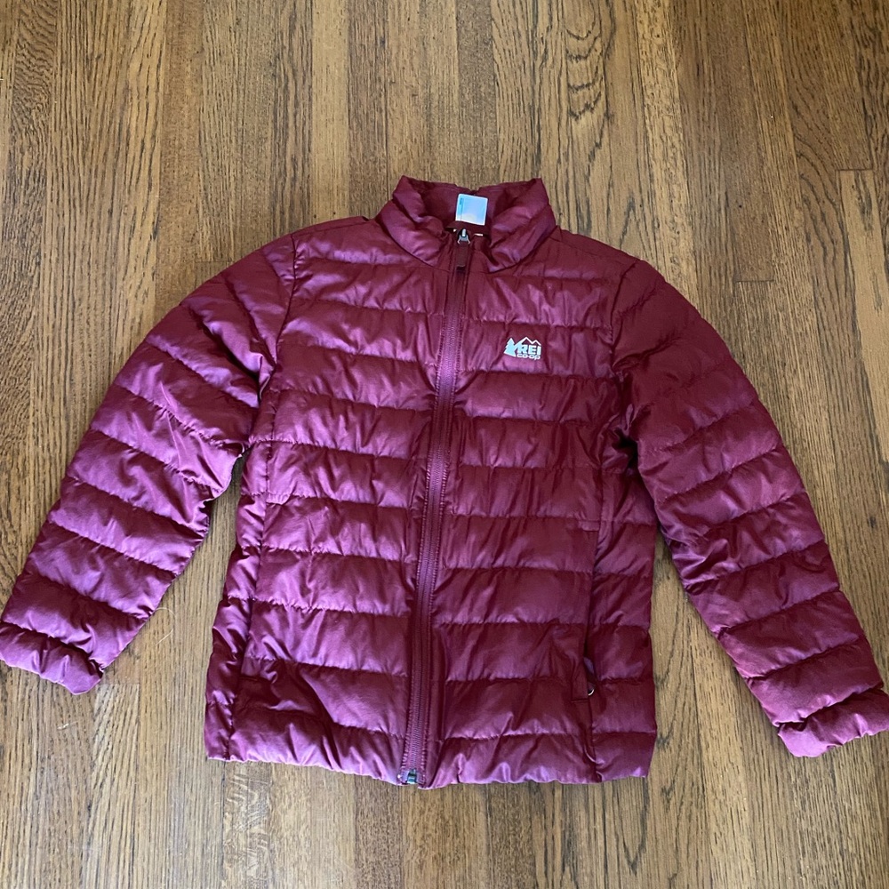 REI boys or girls maroon down thin jacket